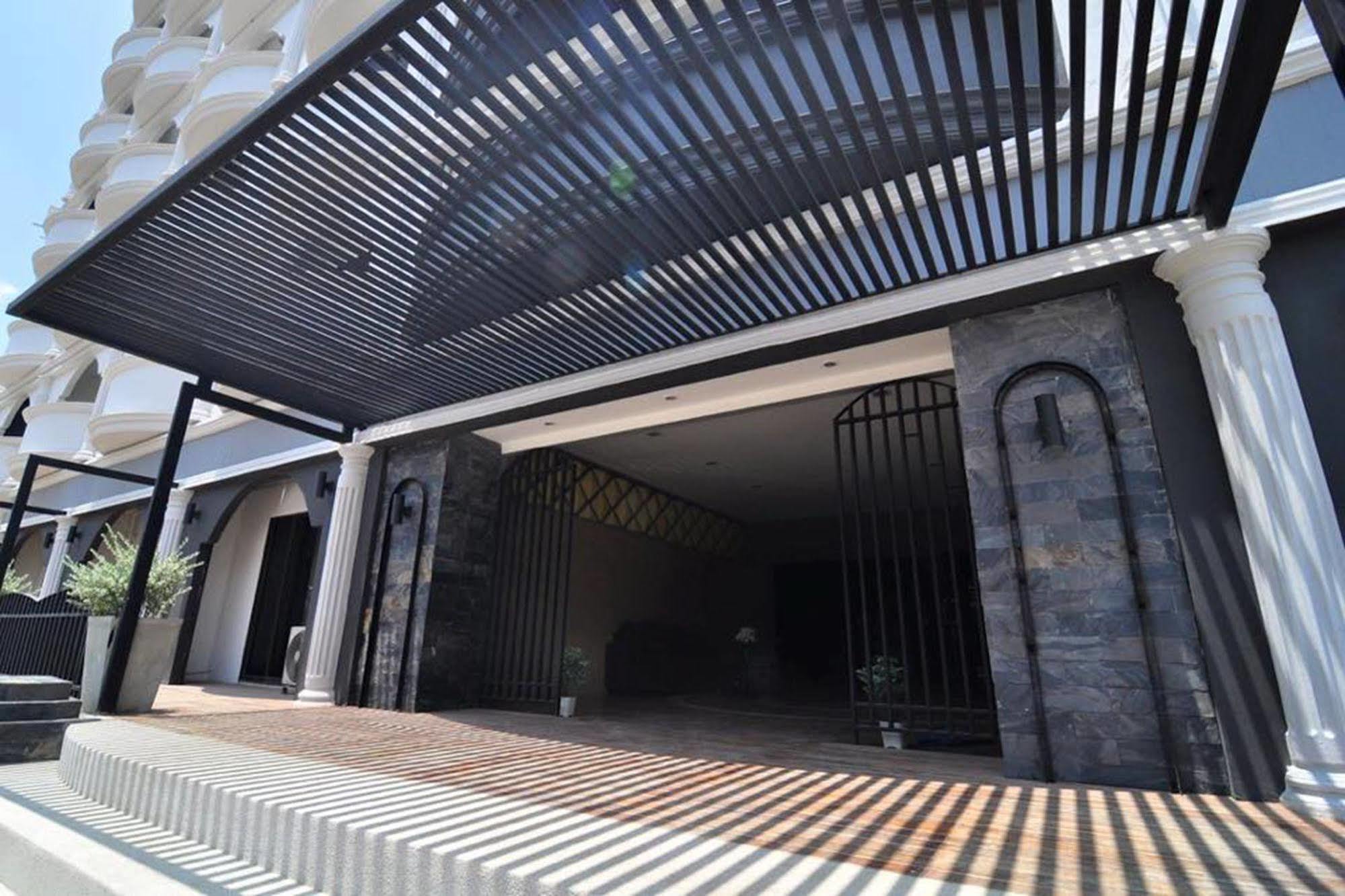 Sereno Airport Hotel Chiang Mai Zewnętrze zdjęcie